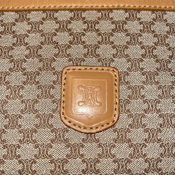 RARE CELINE VINTAGE Logo purse long adjustable strap and expandable compartments - Picture 4 of 9